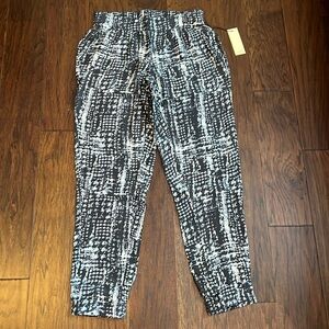 NEW- ecru silk joggers